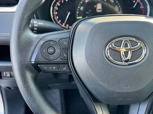 Used 2025 Toyota RAV4 LE image 21