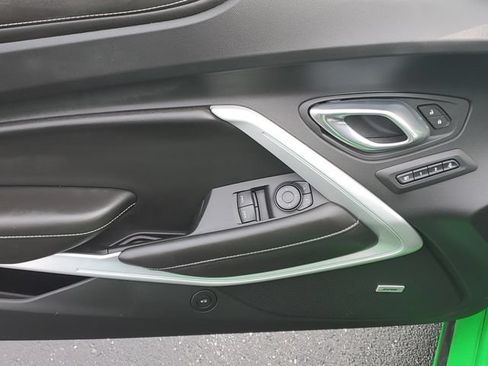 Certified 2017 Chevrolet Camaro LT RWD image 8