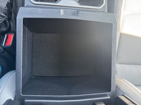 Used 2025 Toyota Tacoma SR5 image 35