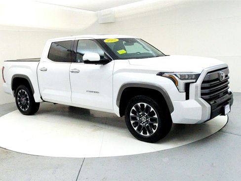 Used 2022 Toyota Tundra Limited image 7