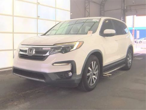Used 2019 Honda Pilot EX image 1