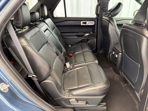Used 2020 Ford Explorer Limited image 30