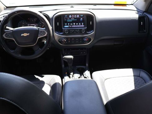 Used 2016 Chevrolet Colorado Z71 RWD image 11