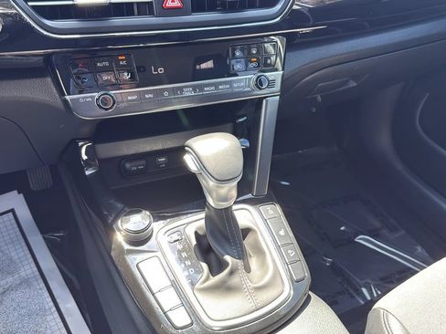 Used 2024 Kia Seltos S AWD/4WD image 15