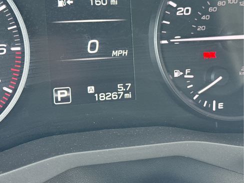 Used 2025 Subaru Ascent Premium AWD/4WD image 12