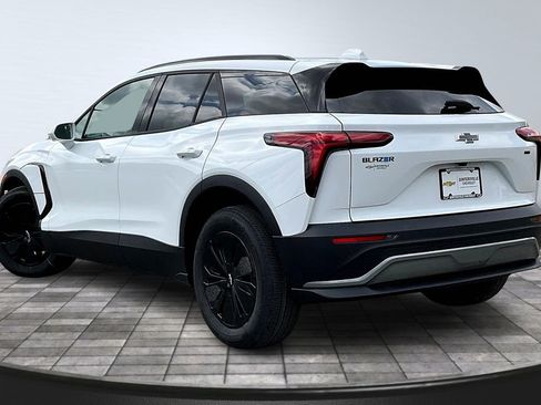 New 2025 Chevrolet Blazer EV LT image 3