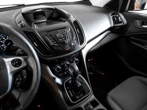 Used 2014 Ford Escape SE FWD image 19