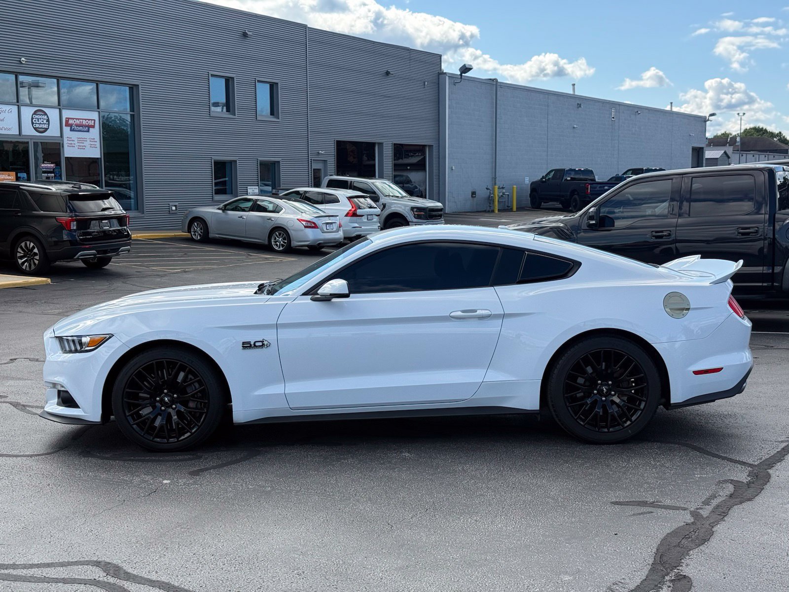 Used 2016 Ford Mustang GT Premium w/ GT Performance Package RWD image 7
