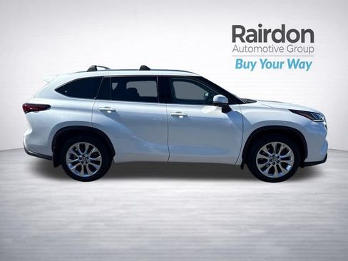 Used 2023 Toyota Highlander Limited AWD/4WD image 8