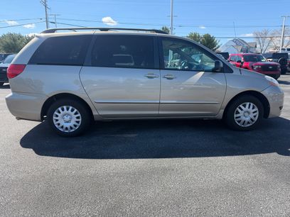 Used 2007 Toyota Sienna LE