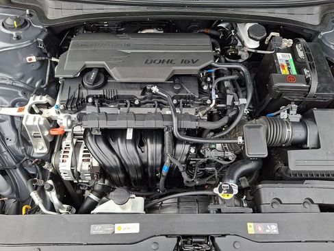 Used 2024 Hyundai Elantra SEL FWD image 28