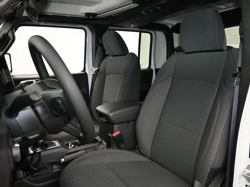 New 2026 Jeep Gladiator Sport image 10