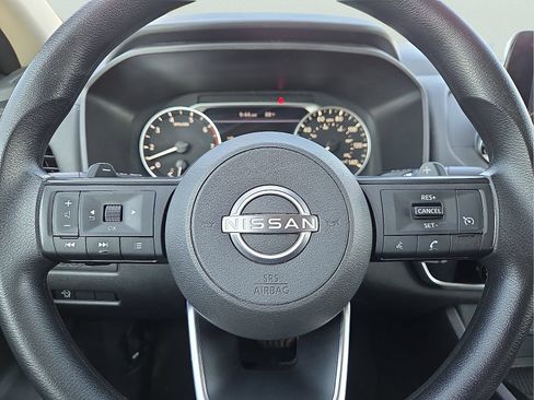 Used 2024 Nissan Rogue S FWD image 24