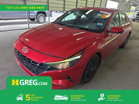 Used 2022 Hyundai Elantra SEL FWD image 1