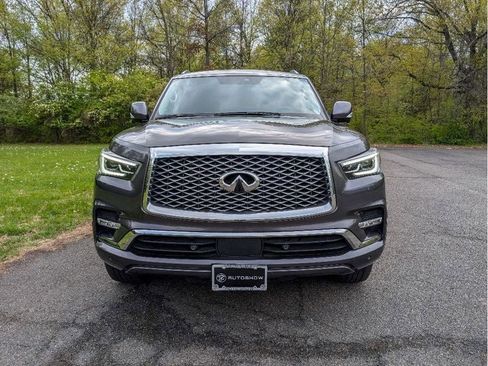 Used 2024 INFINITI QX80 Luxe AWD/4WD image 2