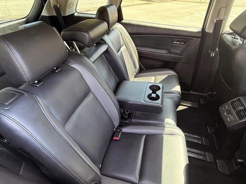 Used 2010 MAZDA CX-9 Touring w/ Moonroof & Bose Audio Pkg AWD/4WD image 22