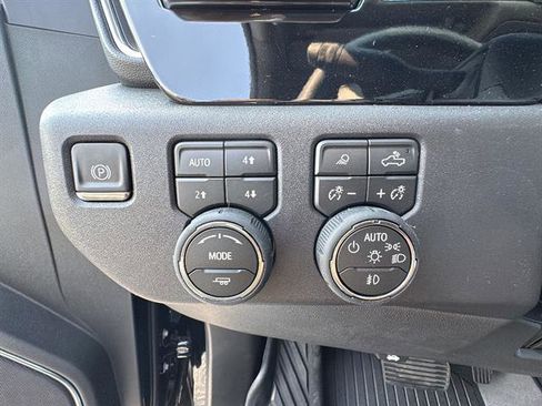 New 2026 Chevrolet Silverado 1500 LT Trail Boss w/ LT Trail Boss Premium Package AWD/4WD image 18