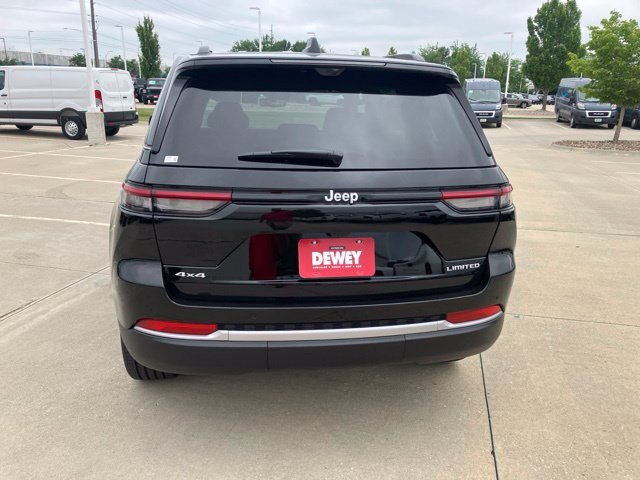 New 2026 Jeep Grand Cherokee Limited w/ Luxury Tech Group II AWD/4WD image 7