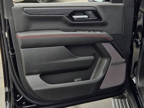 New 2026 GMC Yukon AT4 Ultimate w/ LPO, Floor Liner Package AWD/4WD image 43