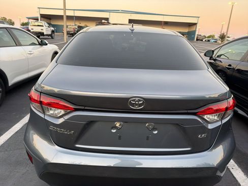Used 2025 Toyota Corolla LE image 3