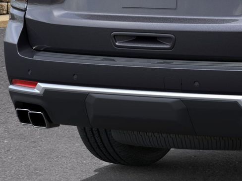 New 2025 Chevrolet Suburban High Country image 38