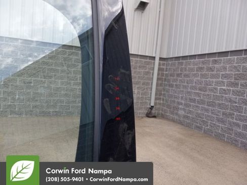 New 2025 Ford Explorer Active w/ Active Comfort Package image 33