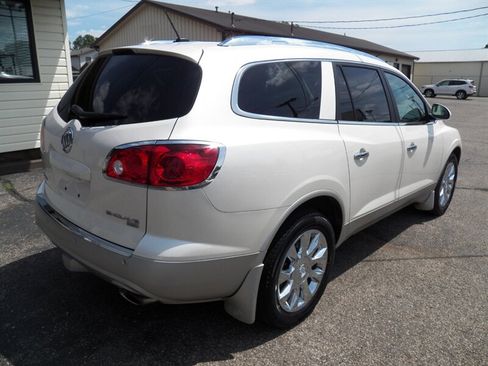 Used 2011 Buick Enclave CXL w/ Trailering Provision Package FWD image 2