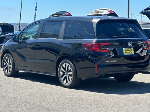New 2026 Honda Odyssey EX-L image 5