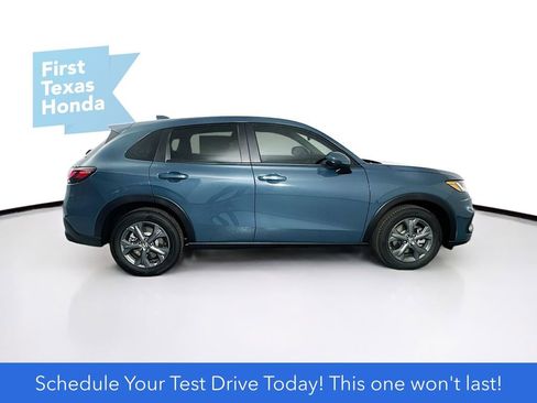 New 2026 Honda HR-V LX image 9