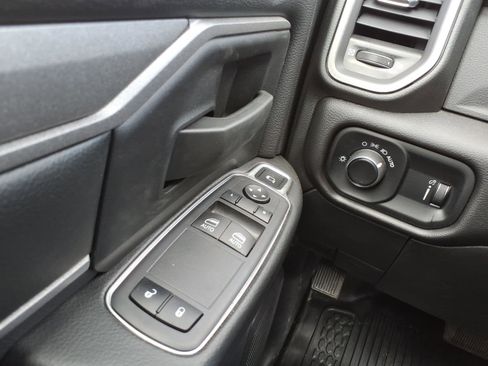 Used 2024 RAM 5500 Tradesman AWD/4WD image 19