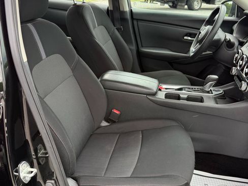 Used 2024 Nissan Sentra SV FWD image 10