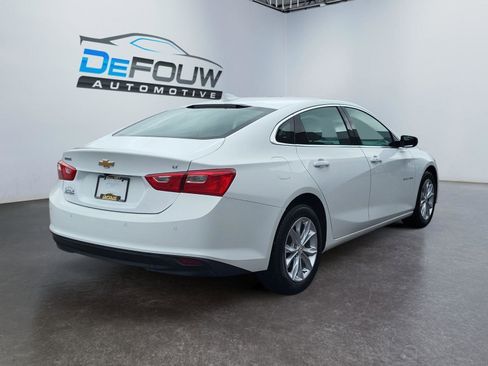 Used 2024 Chevrolet Malibu LT image 3