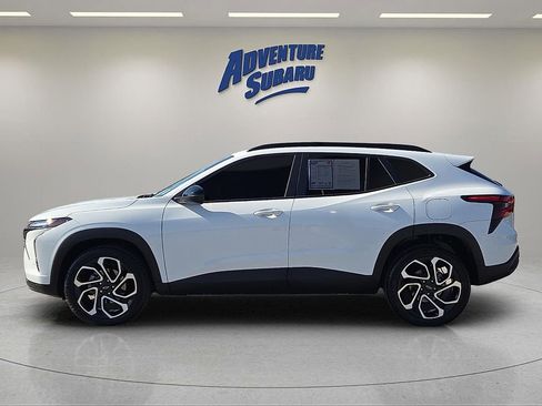 Used 2024 Chevrolet Trax RS w/ Driver Confidence Package image 4