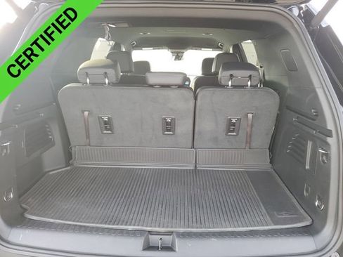 Used 2025 Chevrolet Traverse LT w/ Driver Confidence Package image 26