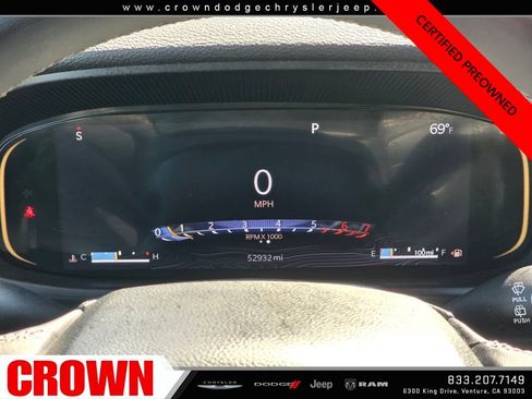 Certified 2024 Jeep Wagoneer L Series III w/ Flexible Seating Group image 35