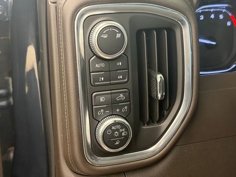 Used 2019 GMC Sierra 1500 SLT w/ SLT Premium Plus Package image 25