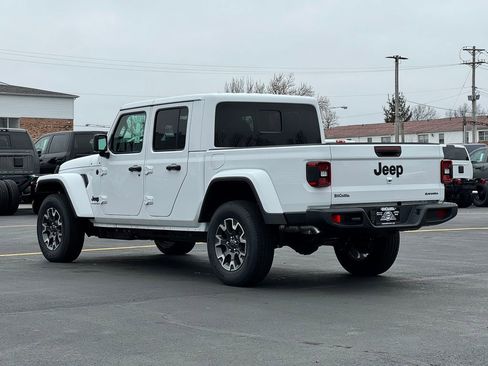 New 2026 Jeep Gladiator Sport AWD/4WD image 5
