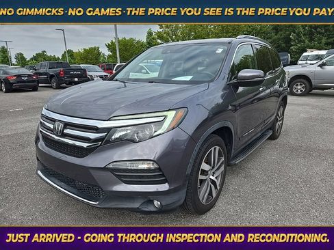 Used 2016 Honda Pilot Elite image 3