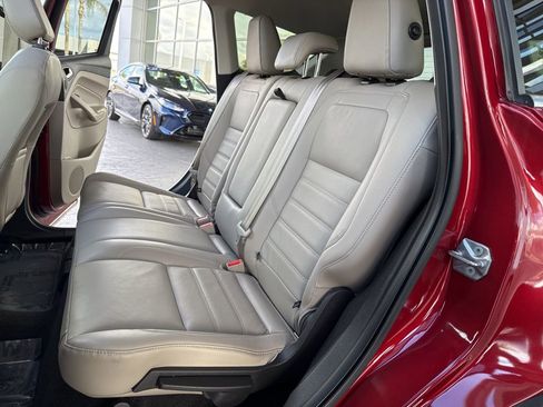 Used 2018 Ford Escape Titanium image 12