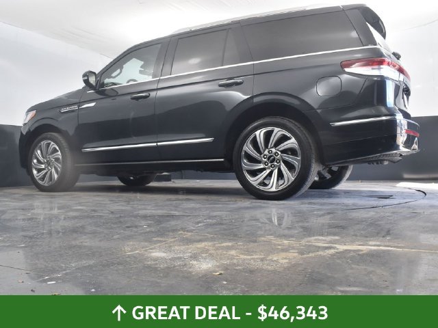 Used 2023 Lincoln Navigator Reserve AWD/4WD image 44