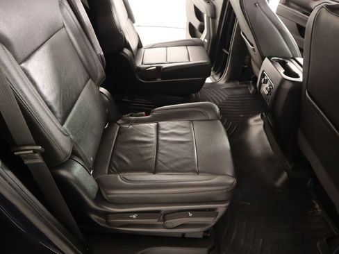 Used 2022 Chevrolet Tahoe Z71 AWD/4WD image 15