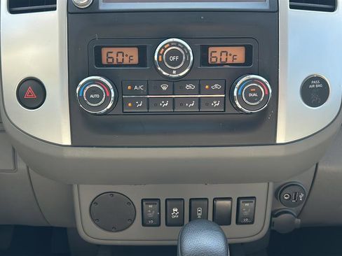 Used 2021 Nissan Frontier SV image 21