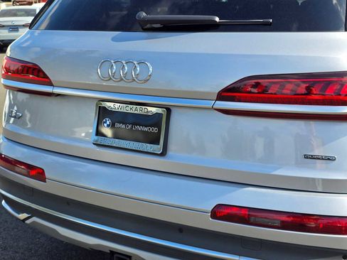Used 2021 Audi Q7 3.0T Premium Plus w/ Premium Plus Package AWD/4WD image 13