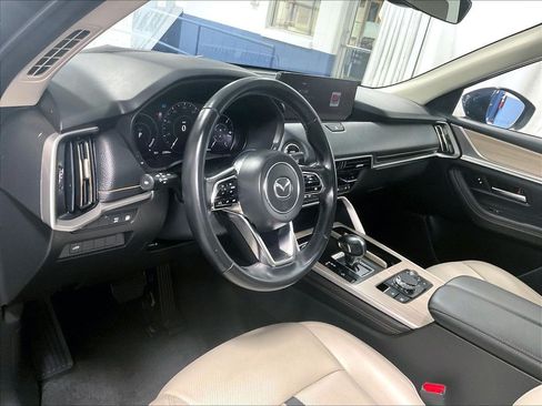 Used 2024 MAZDA CX-90 Plug-In Hybrid w/ Preferred AWD/4WD image 8