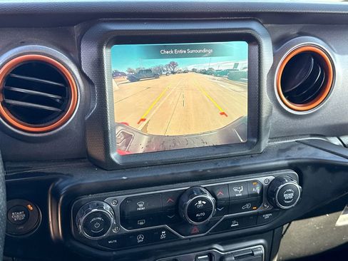 Used 2022 Jeep Gladiator Mojave image 22