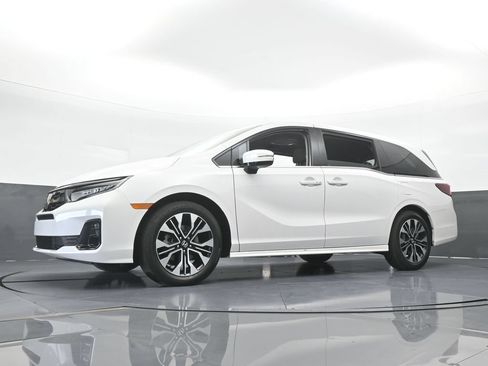 Used 2025 Honda Odyssey Elite image 64