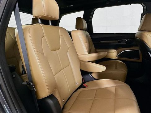 Used 2022 Kia Telluride SX FWD image 30