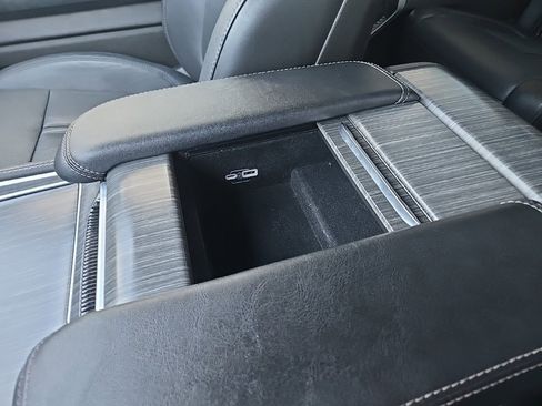 Used 2024 Jeep Wagoneer Series II image 73