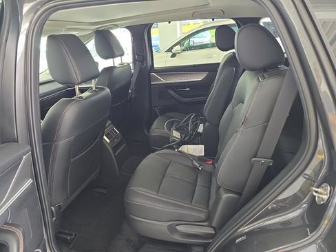 Used 2024 MAZDA CX-90 Plug-In Hybrid w/ Premium Pkg AWD/4WD image 10