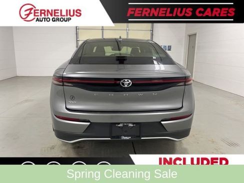 Used 2023 Toyota Crown AWD/4WD image 6